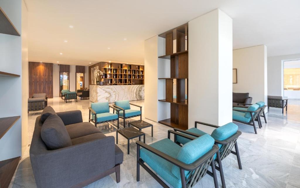 هتل رویال آزور تالاسا